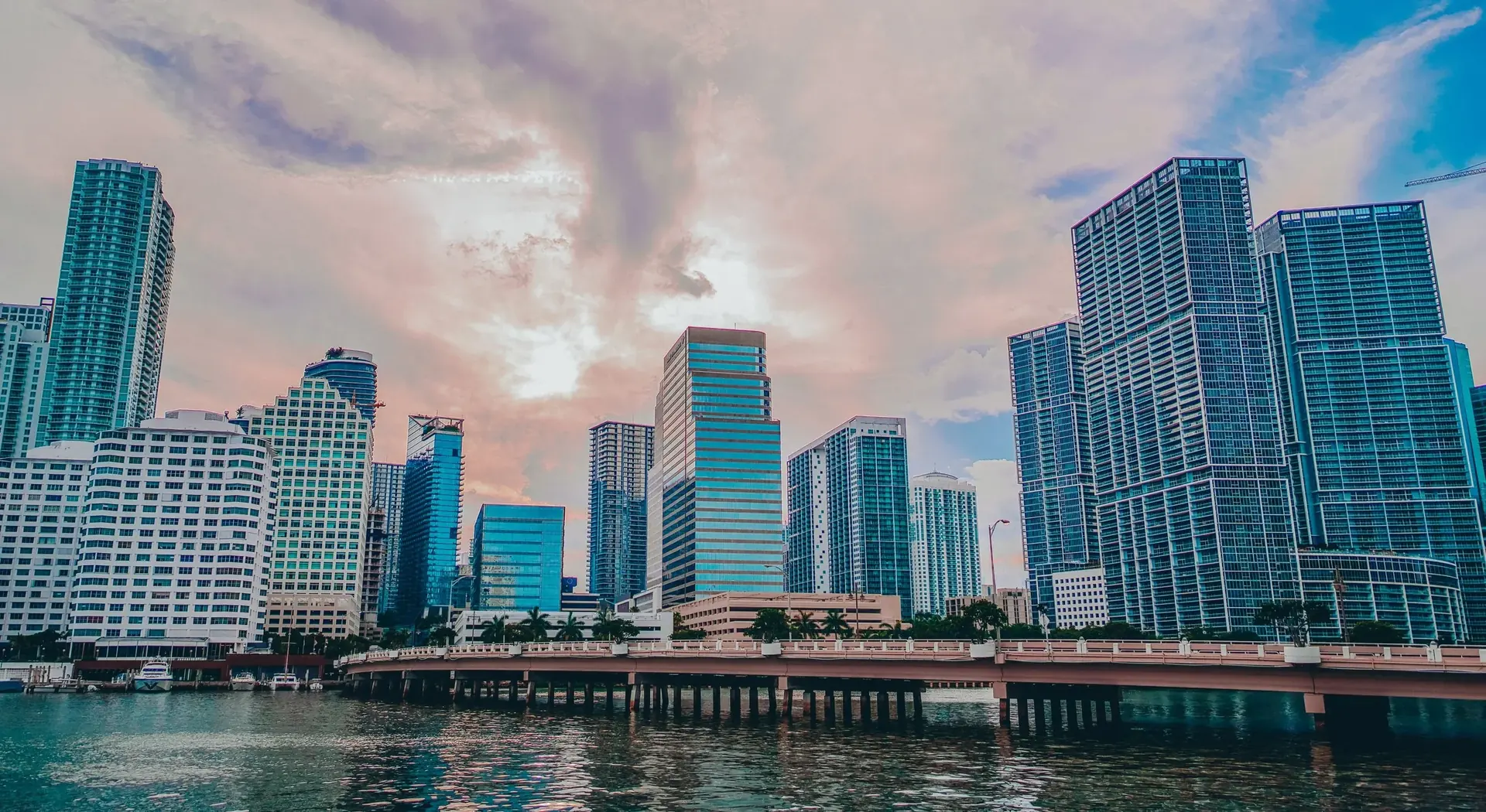 Downtown Miami skyline at sunset for a guide to Miami neighborhoods