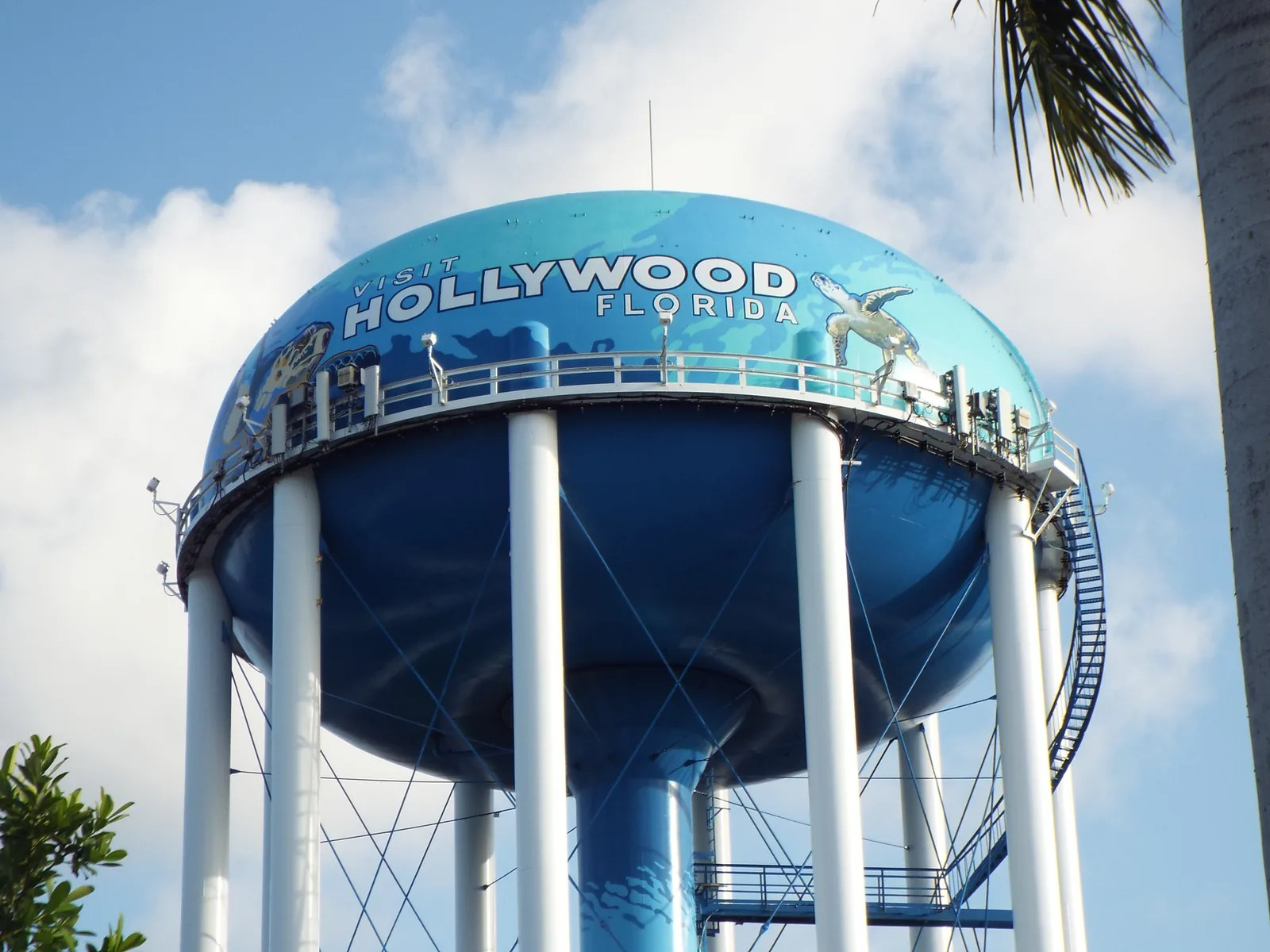 Hollywood, Florida water tower, a local landmark